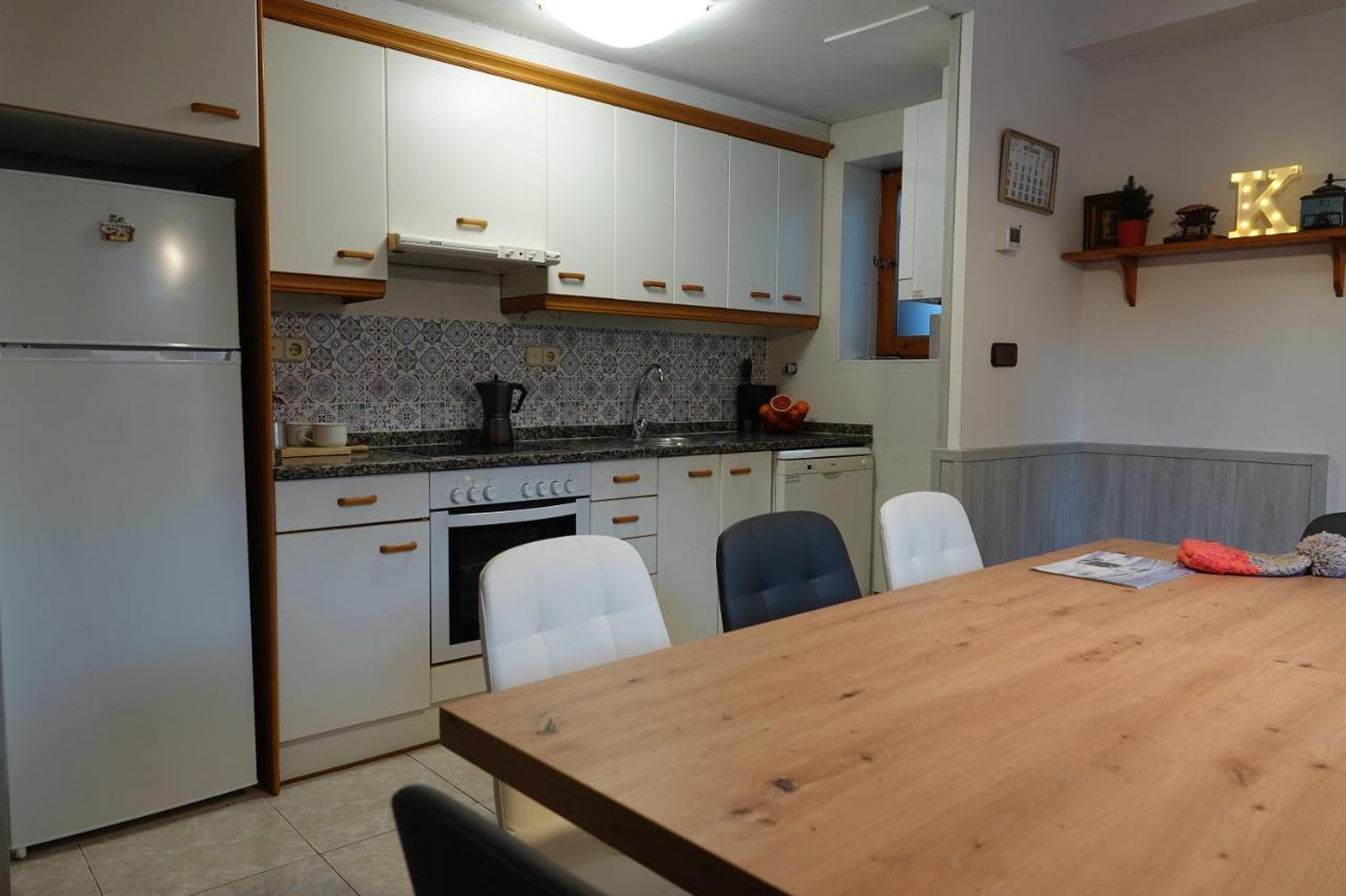 Вілла Cirjuana, Casa En El Centro Con Agradable Jardin Y Barbacoa By Pirineos 360 Б'єскас Екстер'єр фото