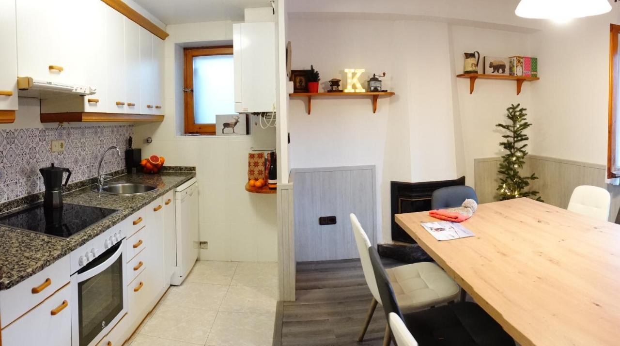 Вілла Cirjuana, Casa En El Centro Con Agradable Jardin Y Barbacoa By Pirineos 360 Б'єскас Екстер'єр фото