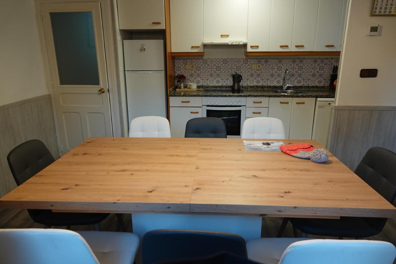 Вілла Cirjuana, Casa En El Centro Con Agradable Jardin Y Barbacoa By Pirineos 360 Б'єскас Екстер'єр фото