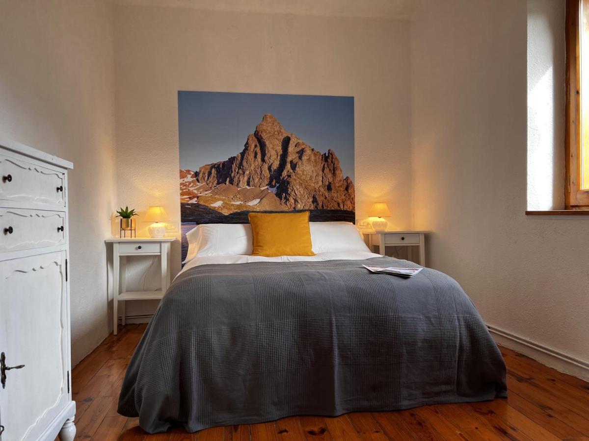 Вілла Cirjuana, Casa En El Centro Con Agradable Jardin Y Barbacoa By Pirineos 360 Б'єскас Екстер'єр фото