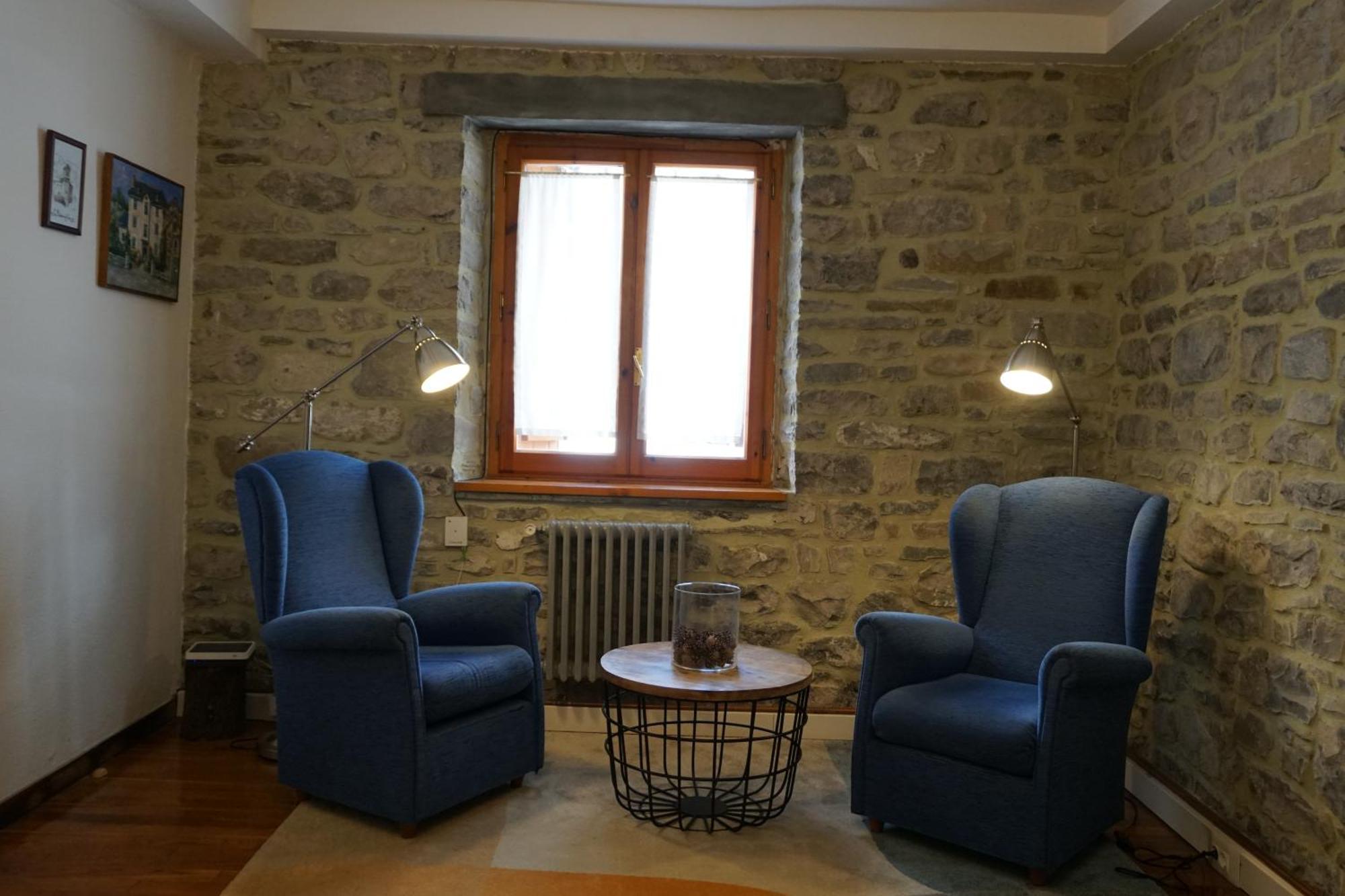 Вілла Cirjuana, Casa En El Centro Con Agradable Jardin Y Barbacoa By Pirineos 360 Б'єскас Екстер'єр фото